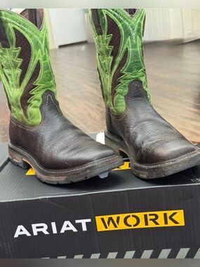 Ariat Men's WorkHog Wide Square Toe VentTEK Work Boots Bruin Brown Green EUC